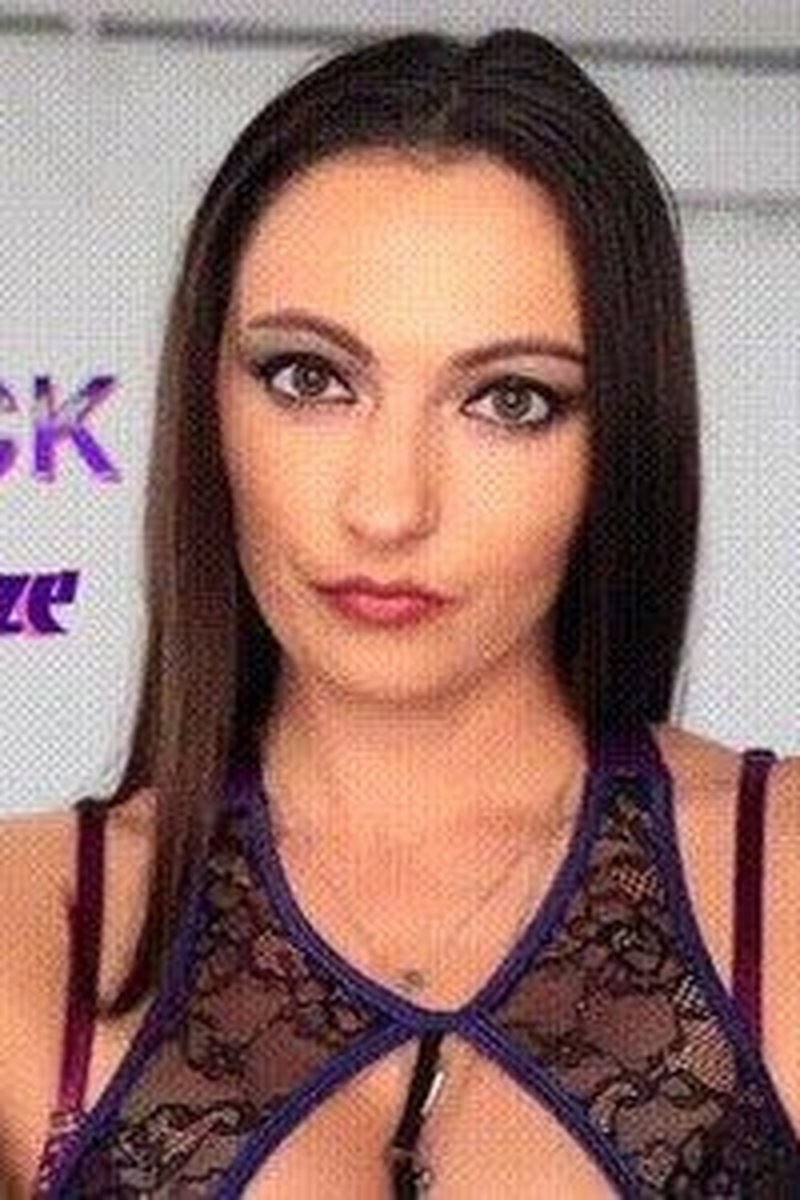 Bratty Bunny - Gooner Mind Fuck Eye Fixation - Screenshot 1 of 4 - Broken