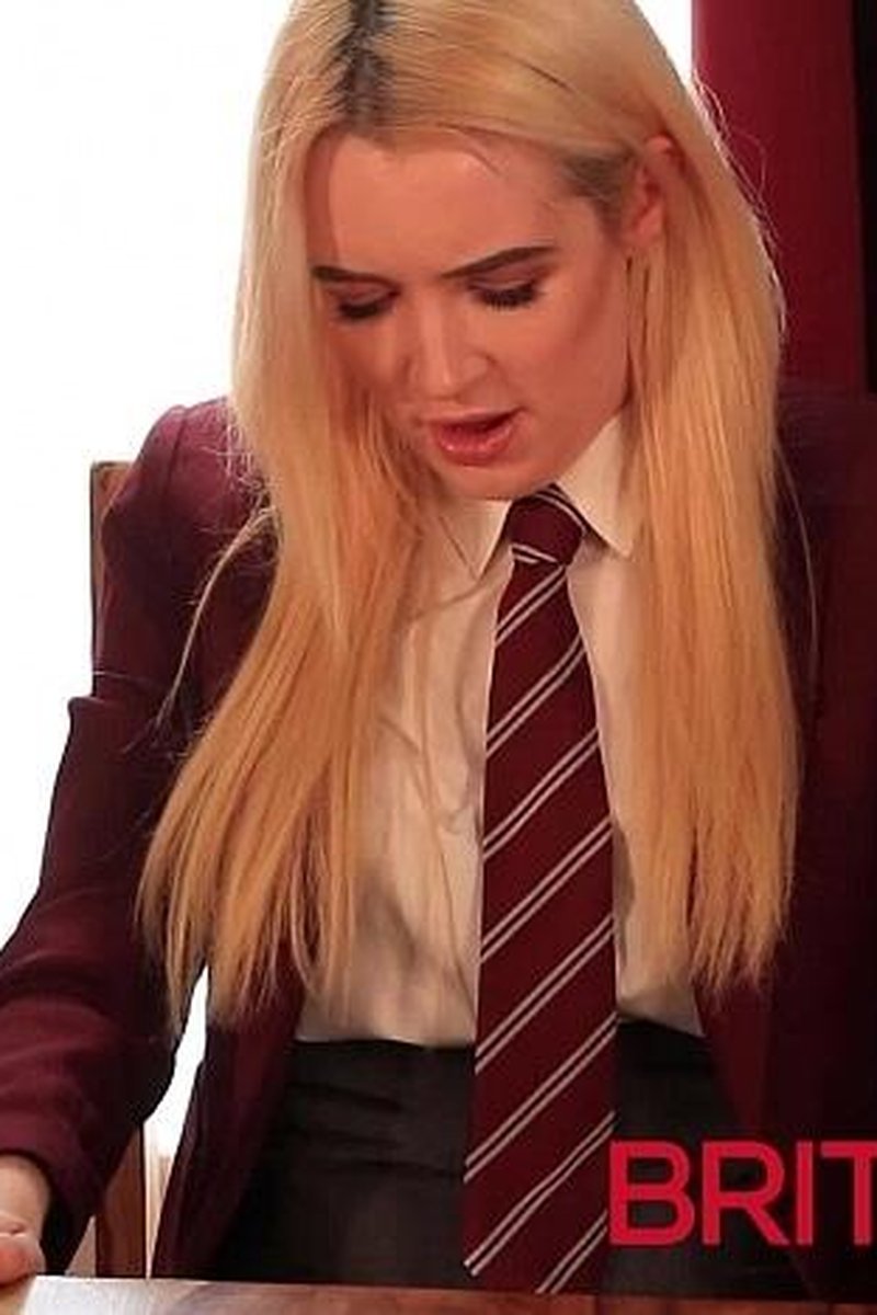 Lana Harding Upskirt JOI - Screenshot 1 of 4 - Blond Hair