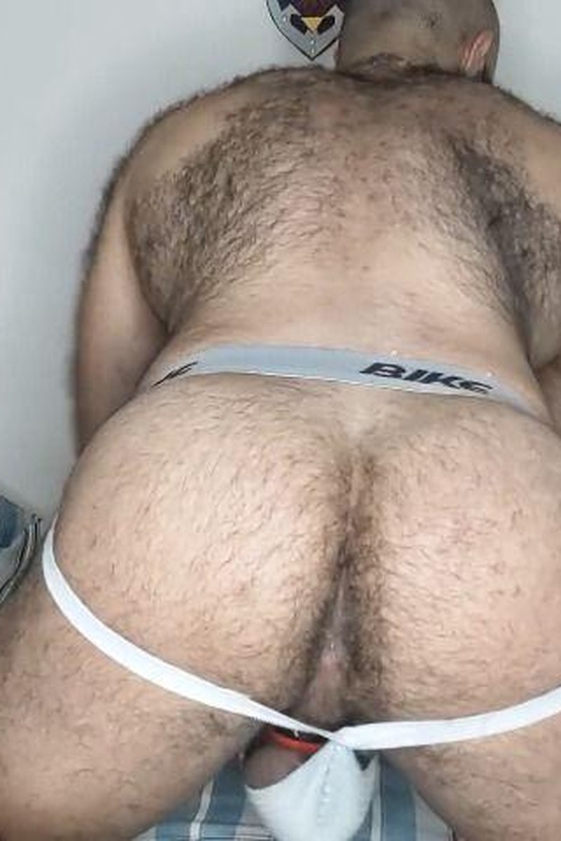 Furry Butt Stuff - Screenshot 1 of 4 - Anal