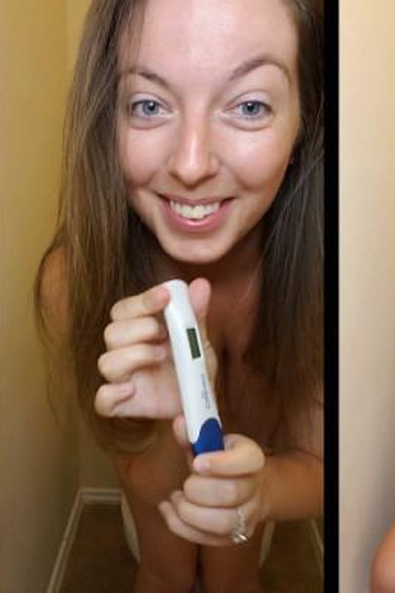 Taking A Pregnancy Test - Screenshot 1 of 4 - Fantasy