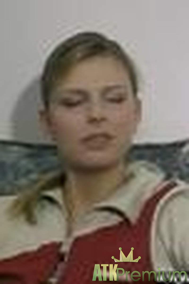 Marcela - Interview - Screenshot 1 of 4 - Marcela Mar007