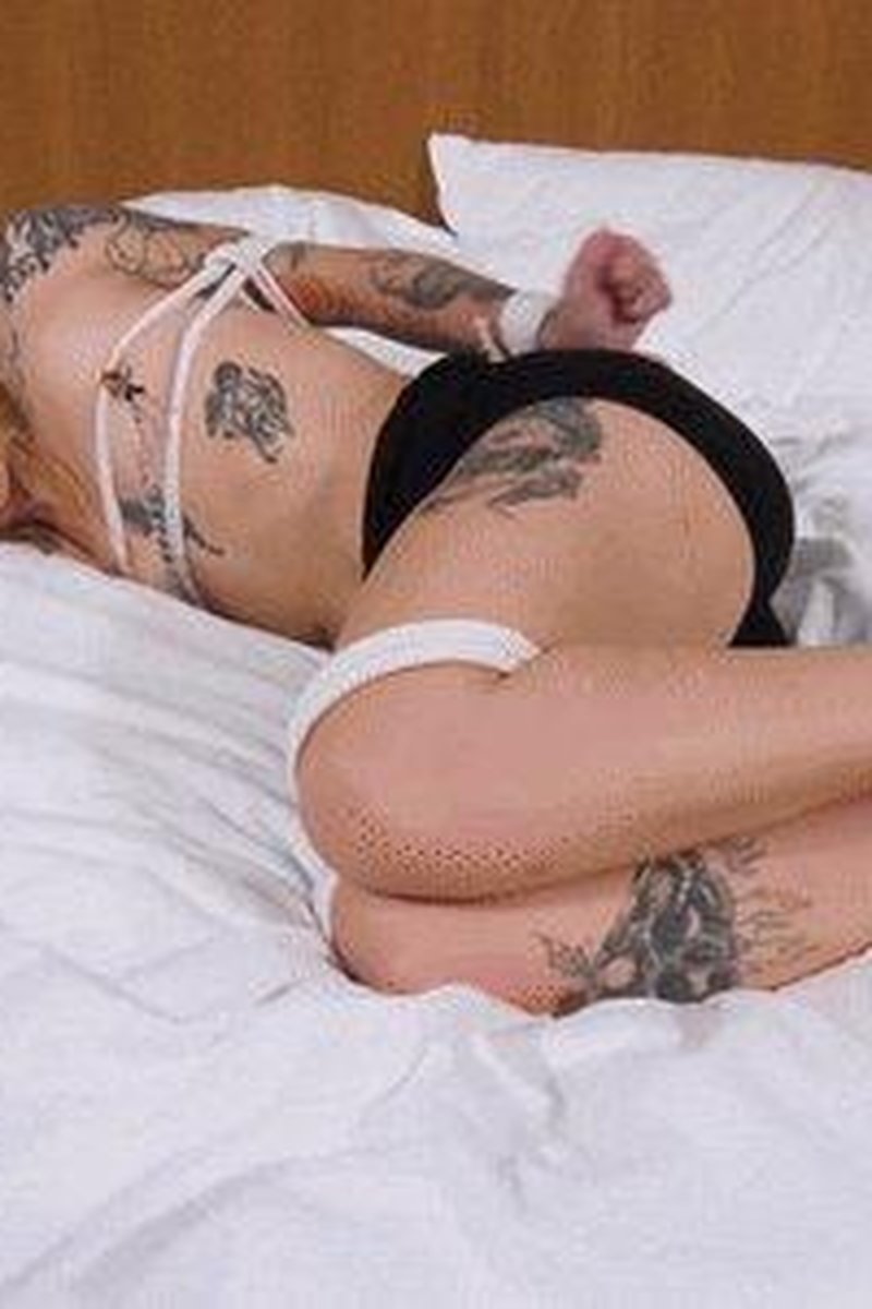 Mandy Wolf - Robbery Roleplay - Screenshot 1 of 4 - Bondage