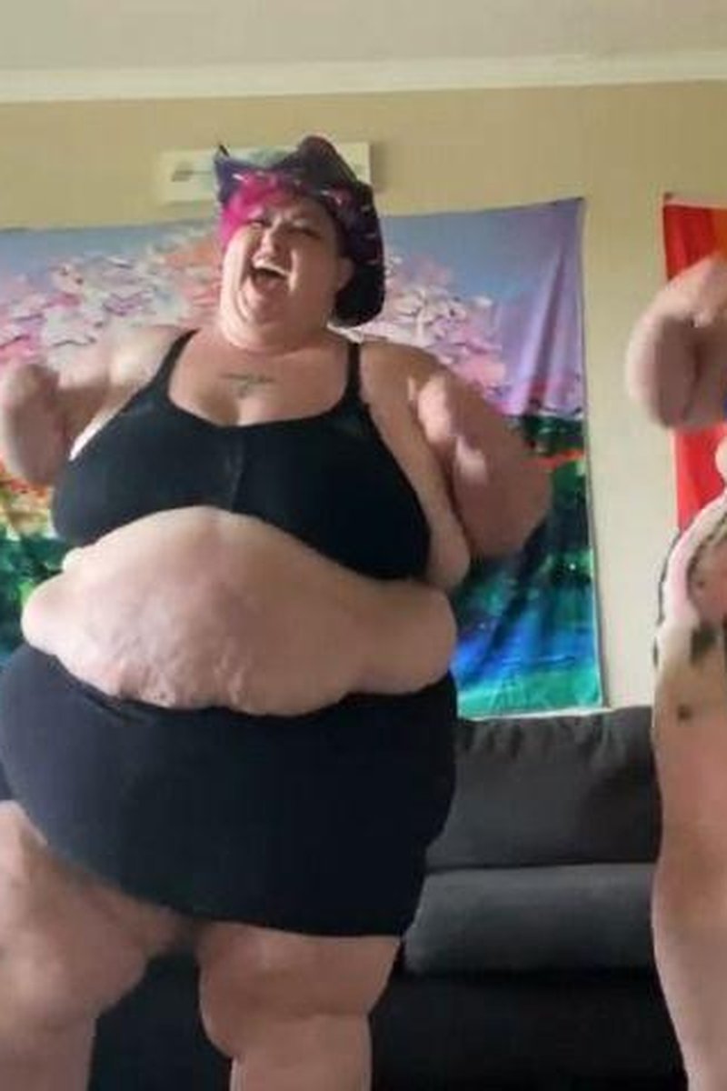 Ssbbw Dance & Jiggle - Screenshot 1 of 4 - BBW