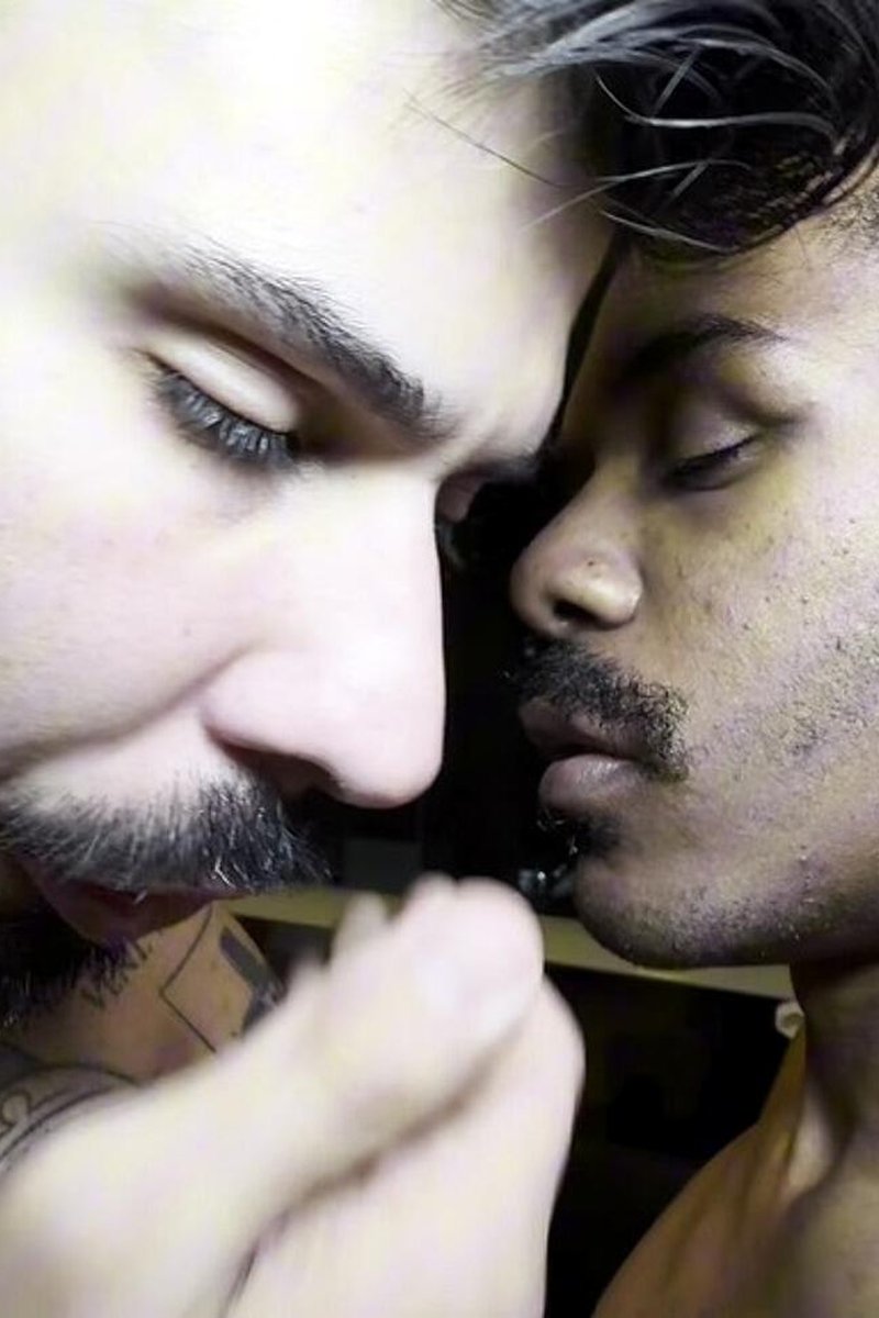 Vazando Leite - Screenshot 1 of 4 - Gay
