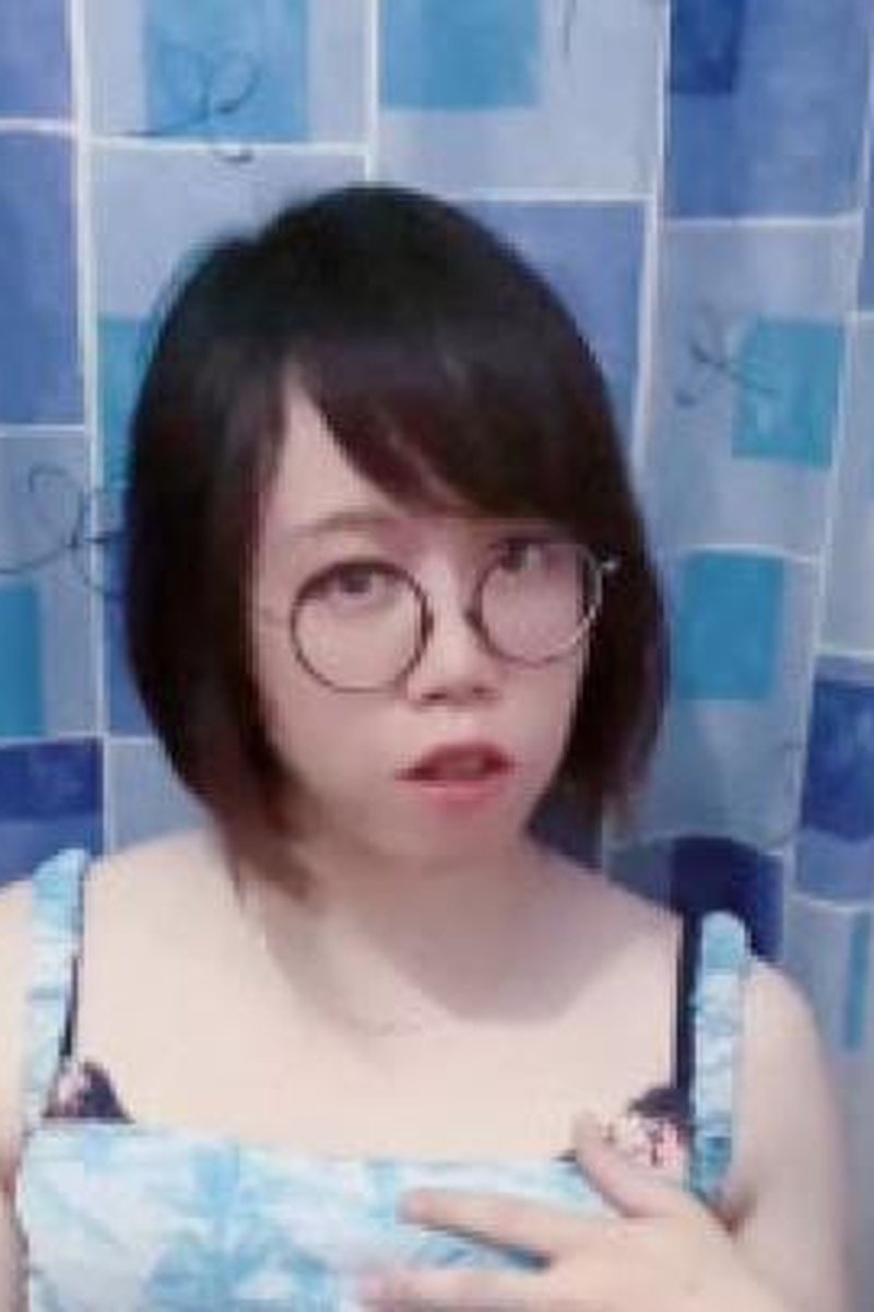 Masterbation - Screenshot 1 of 4 - Cross Dressing