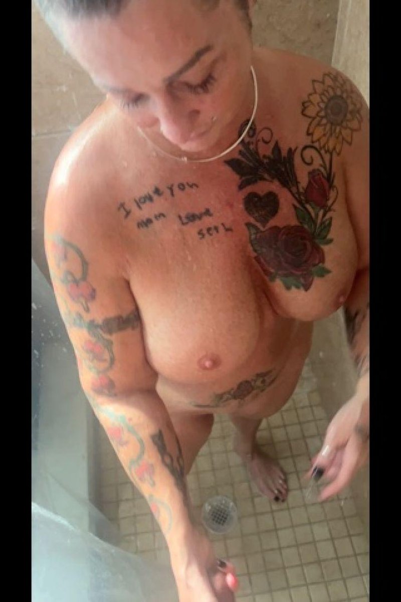 Show Foreplay - Screenshot 1 of 4 - Amateur