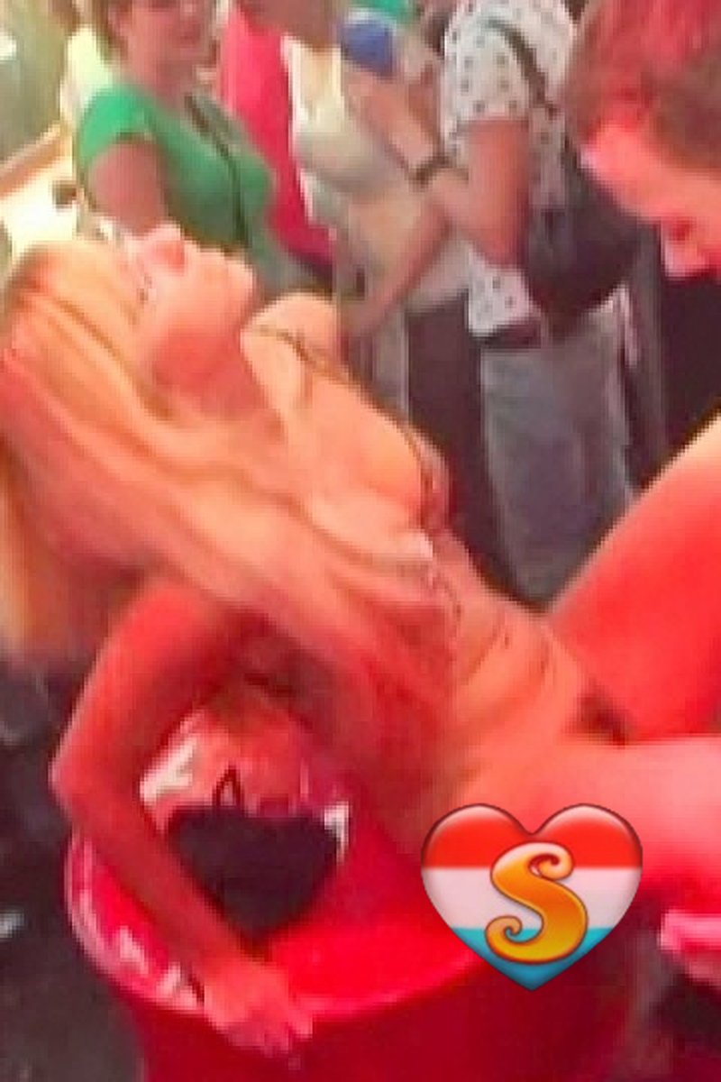 These MILFs Have No Shame - Screenshot 1 of 4 - Amateur