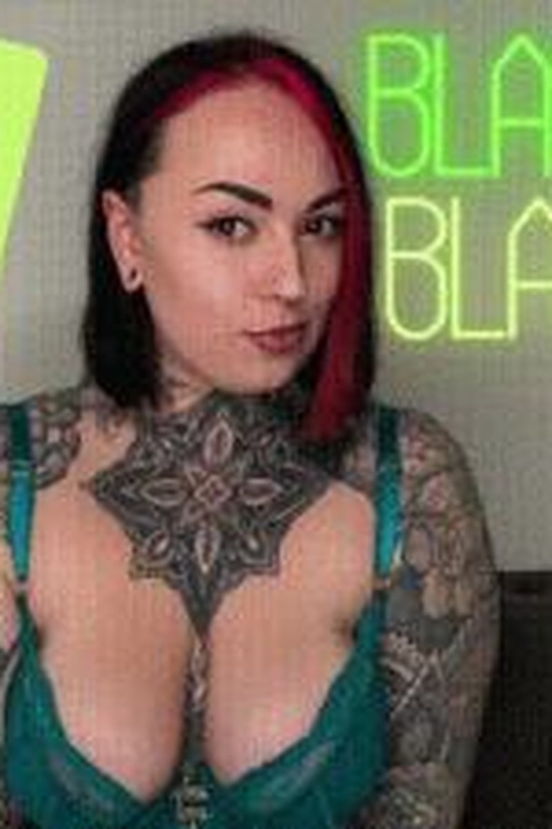 Blackjack Blackmail - Screenshot 1 of 4 - Blackmail