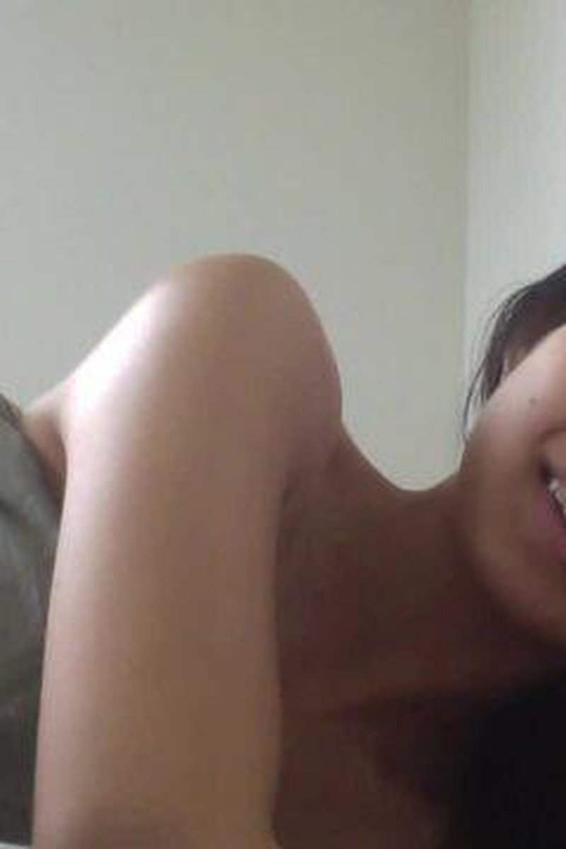 Pillowtalk - Screenshot 1 of 4 - Felicity Azura