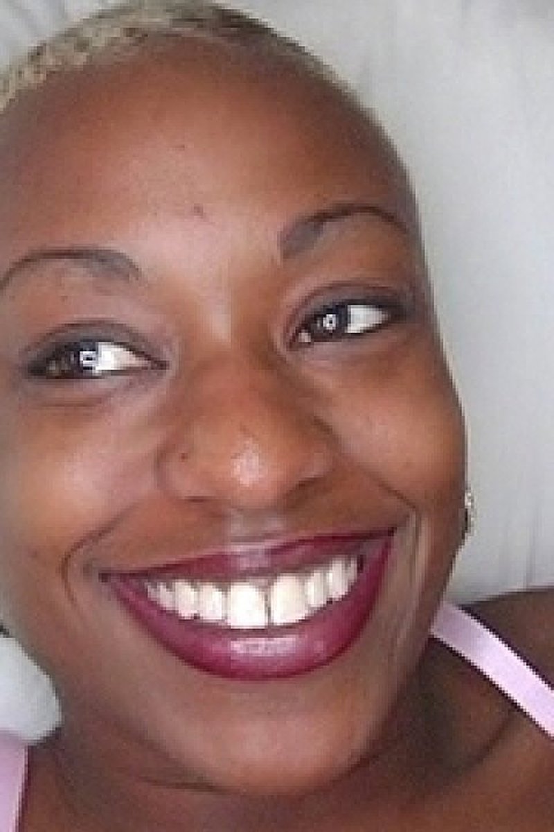 Crystal Swallows - Screenshot 1 of 4 - Facial