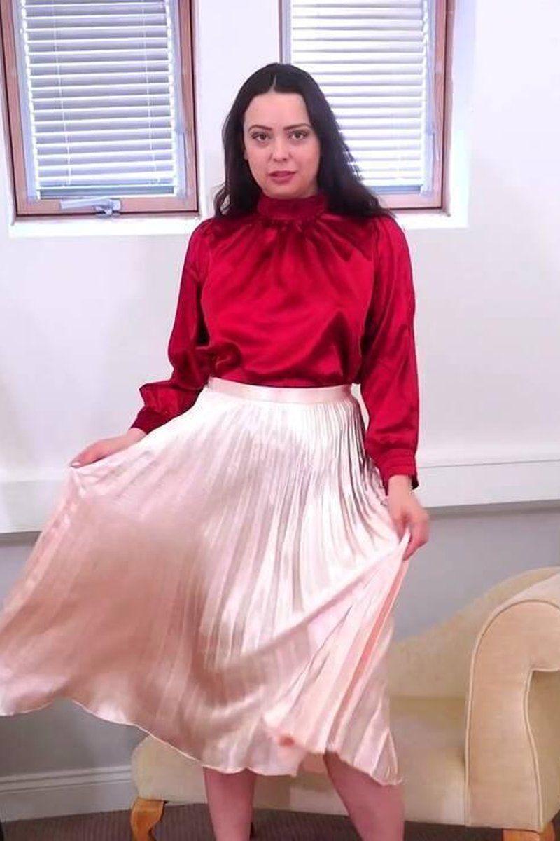 Alicia - Screenshot 1 of 4 - Blouse