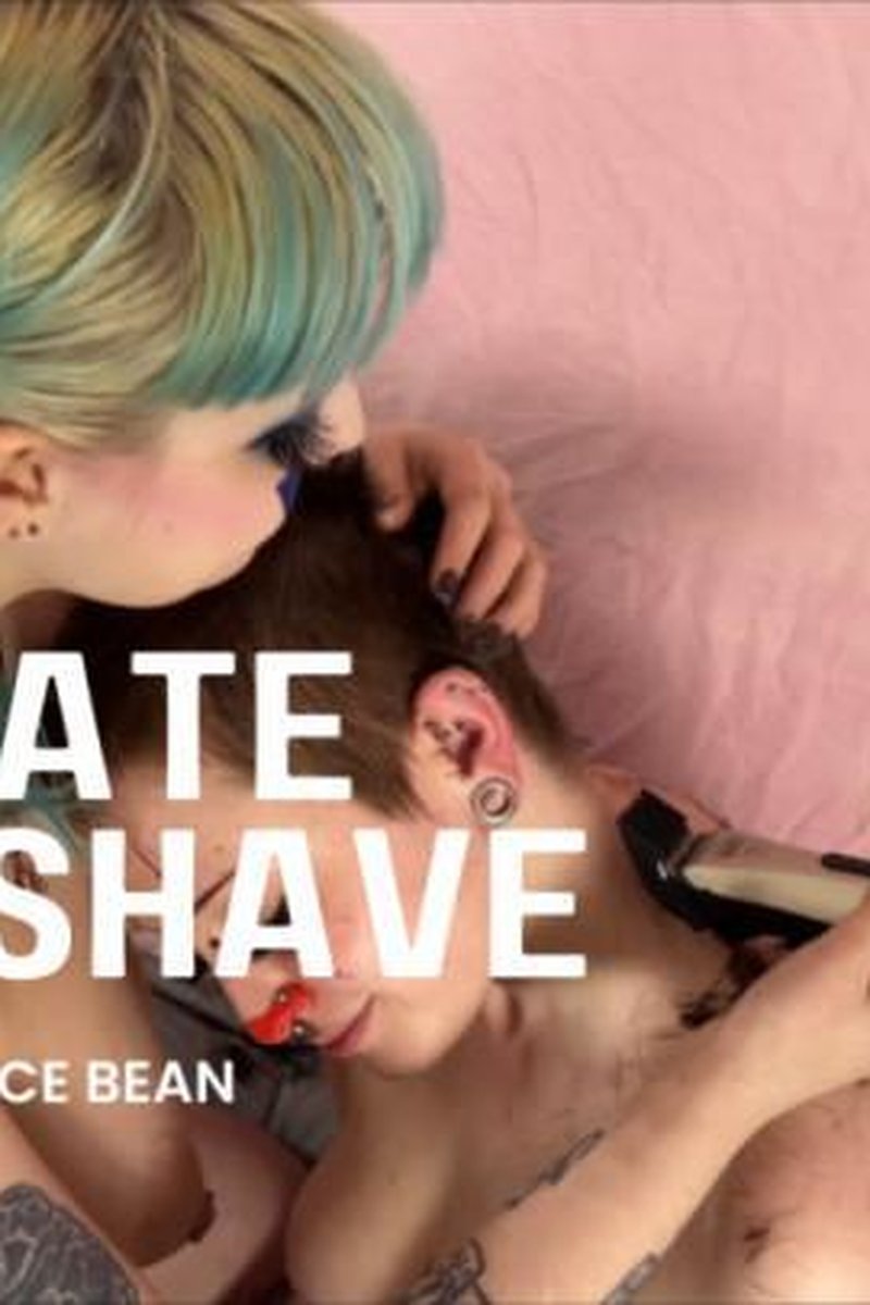 Intimate Headshave - Screenshot 1 of 4 - Clippers