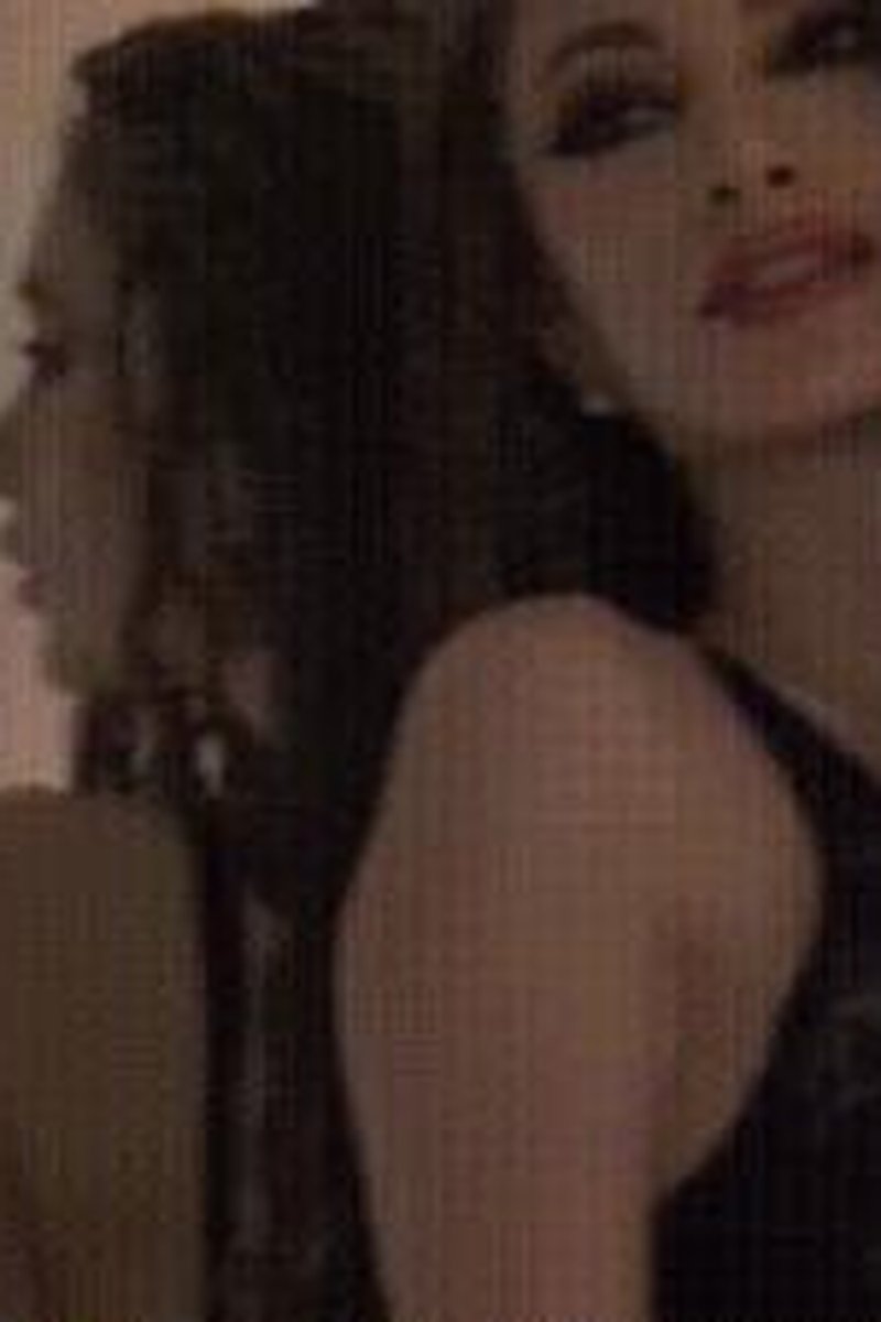 Juicy Lips! - Screenshot 1 of 4 - Erotic Dancing