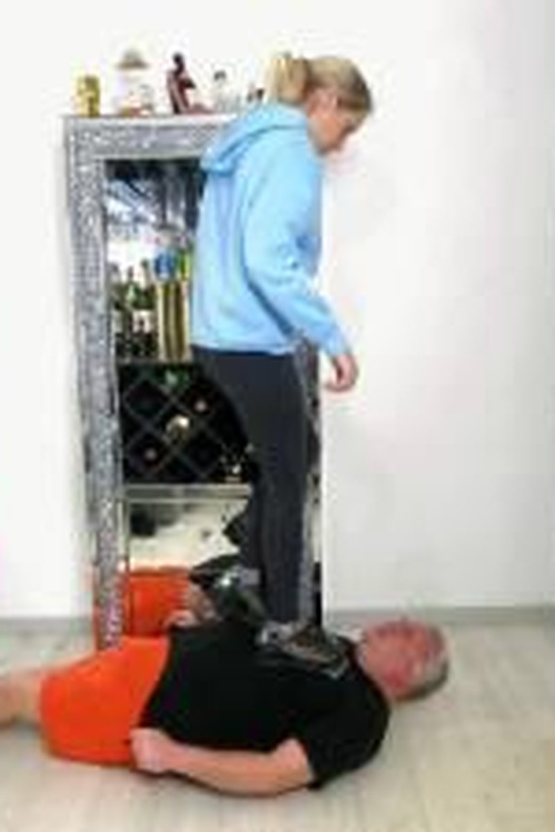 Danielle's Sneaker Trample - Screenshot 1 of 4 - Foot Fetish