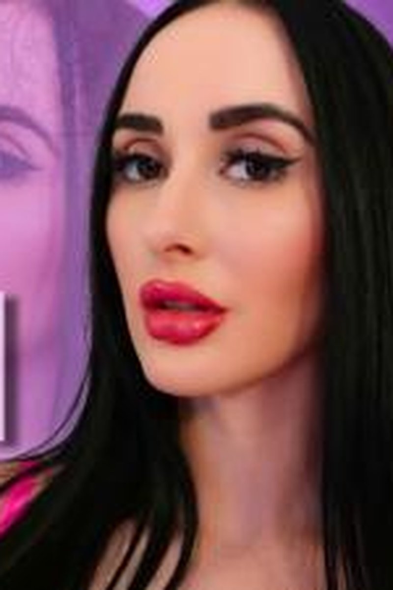 Face Fixation - Screenshot 1 of 4 - Body Worship