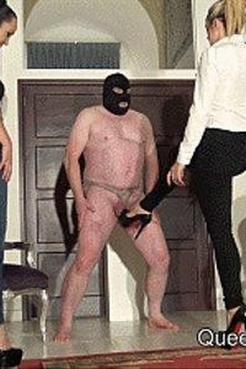 Ballbusting Beatdown (Mp 4) - Screenshot 1 of 4 - BDSM
