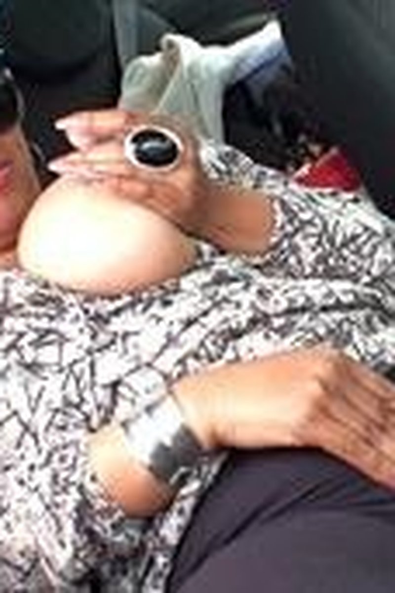 Caught Wanking - Screenshot 1 of 4 - Glasses