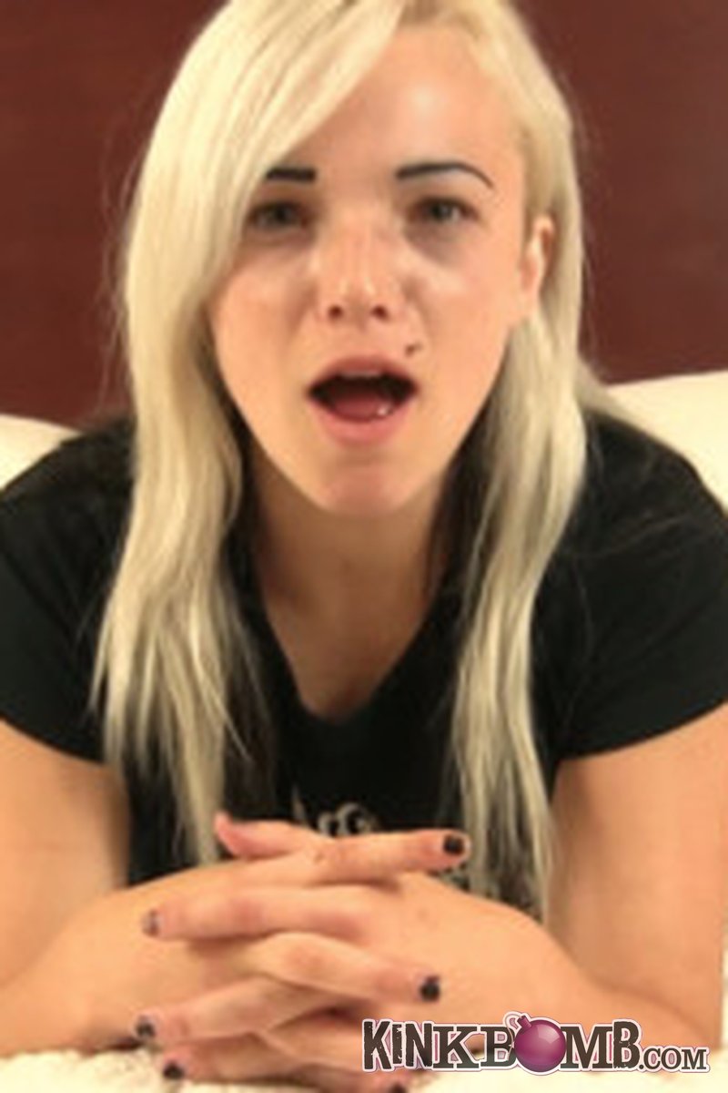 Princesspixie: Burping the Abcs - Screenshot 1 of 4 - Bitch