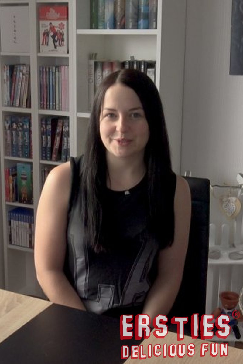 Interview with Emma E. - Screenshot 1 of 4 - European