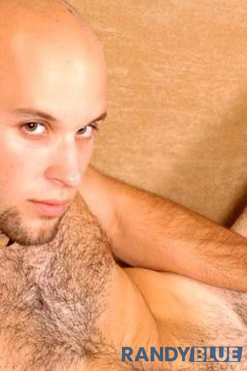 Bob - Screenshot 1 of 4 - Cacausian