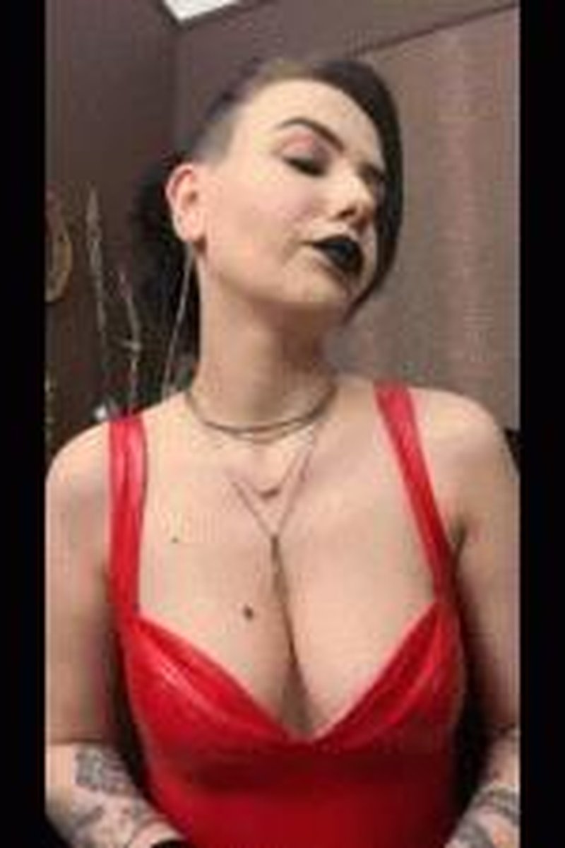 Findom - Screenshot 1 of 4 - Big Tits