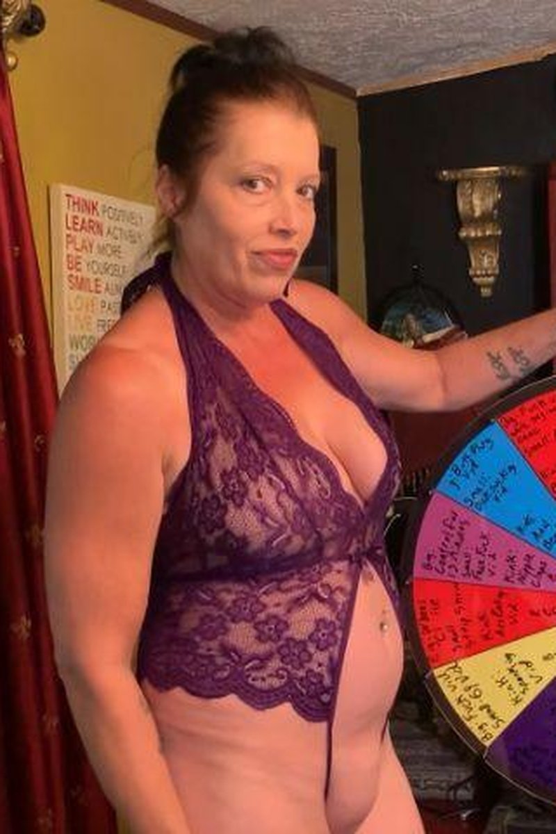 Another Member - Screenshot 1 of 4 - Big Tits