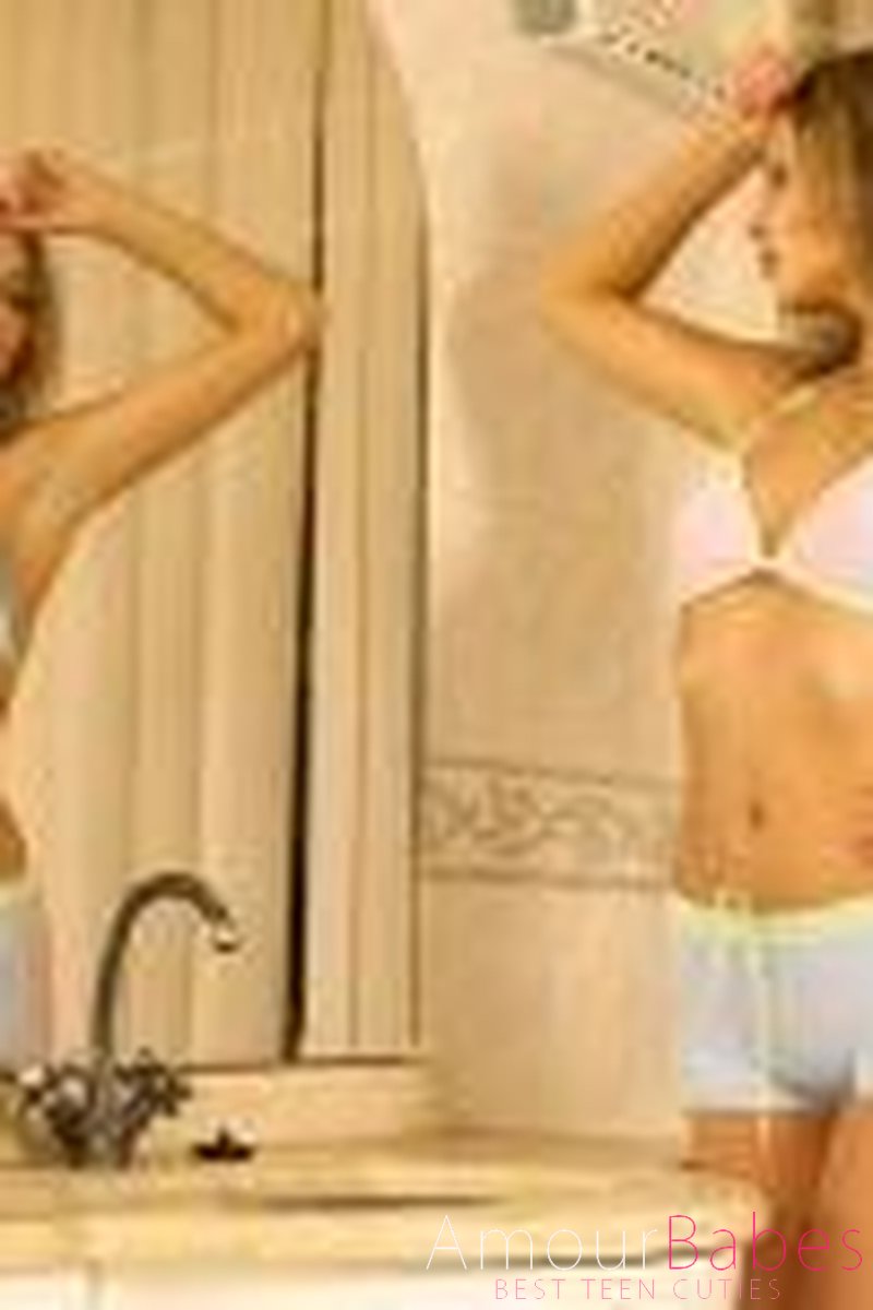 Samanta - Screenshot 1 of 4 - Babes