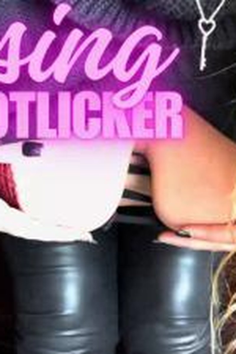 Teasing The Bootlicker - Screenshot 1 of 4 - Big Tits