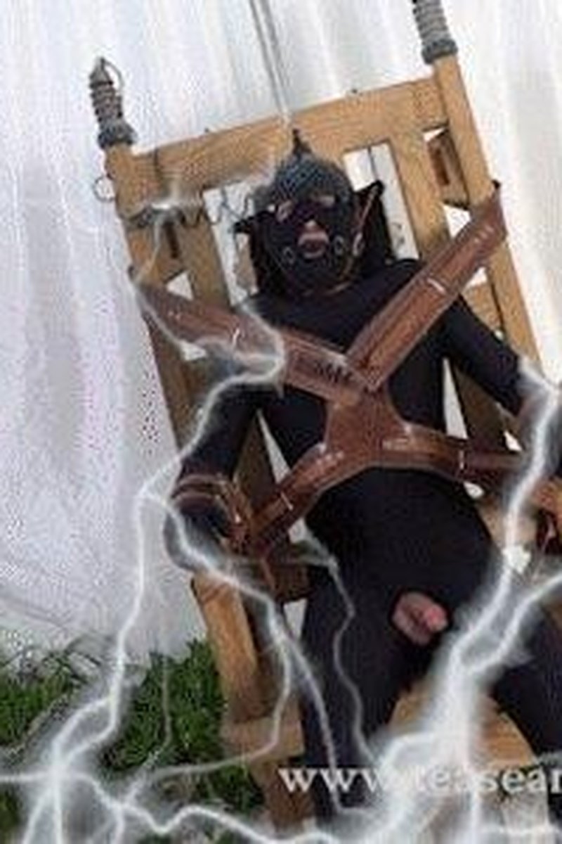 The Electrocution Prank - Screenshot 1 of 4 - Bondage