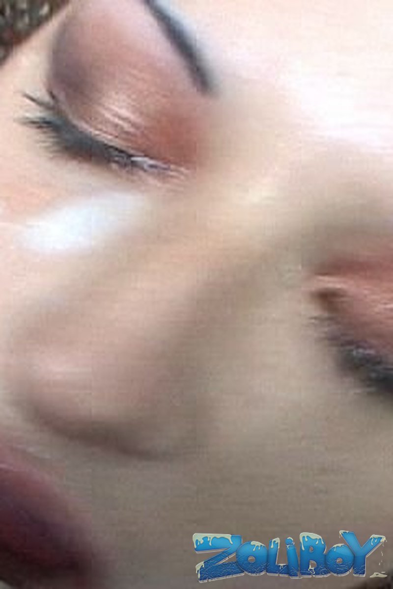 Wild! - Screenshot 1 of 4 - Golden Shower