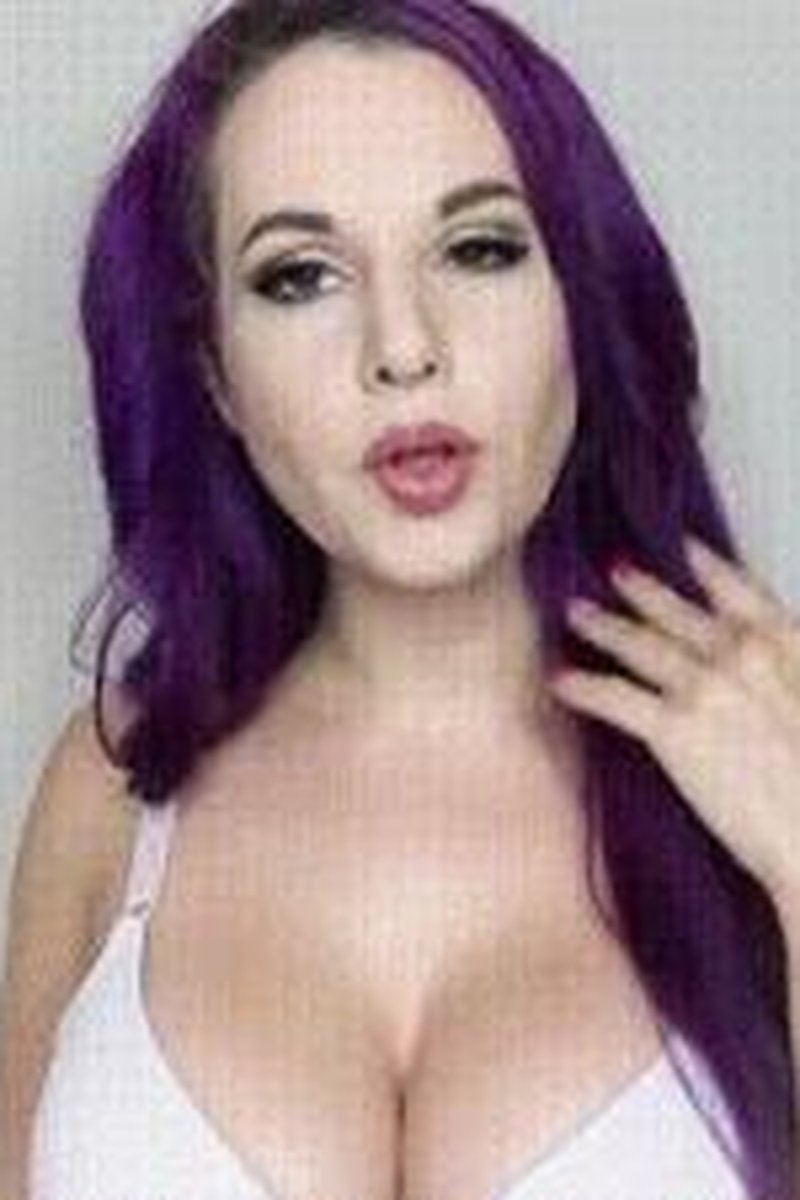 Pulled Down Deep - Screenshot 1 of 4 - Big Tits