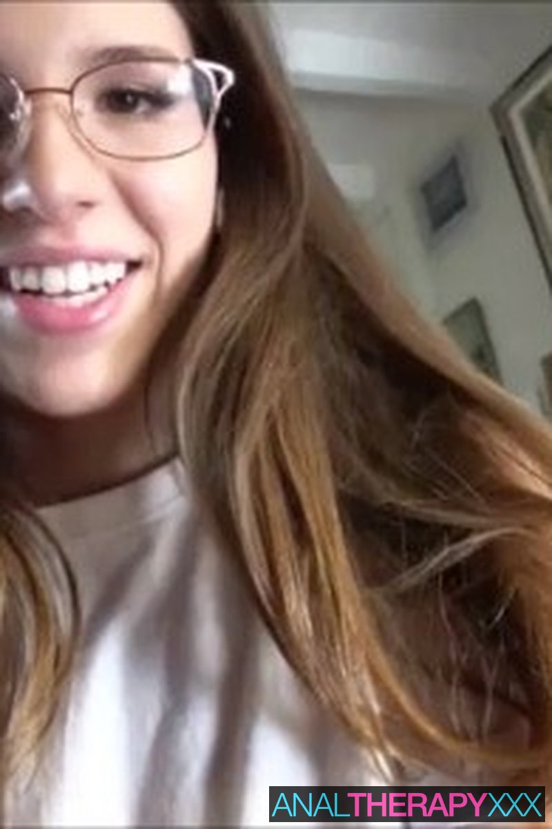 Girlfriend Playtime - Screenshot 1 of 4 - Anal