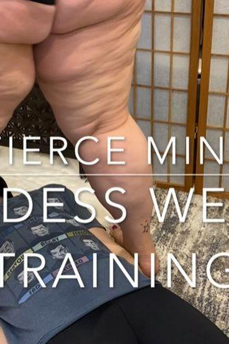 Goddess Weight Training - Screenshot 1 of 4 - BBW