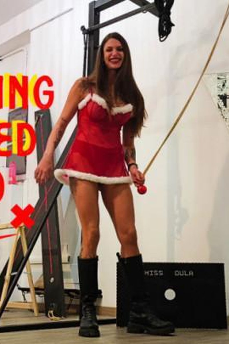 Ballbusting Simulated Part 10 - Screenshot 1 of 4 - Boots