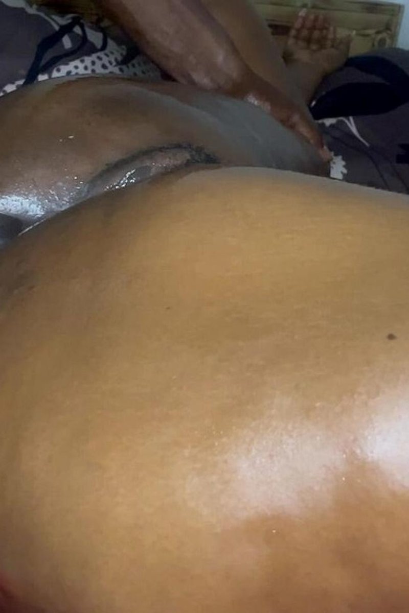 Anal Queen Is Back - Screenshot 1 of 4 - Anal