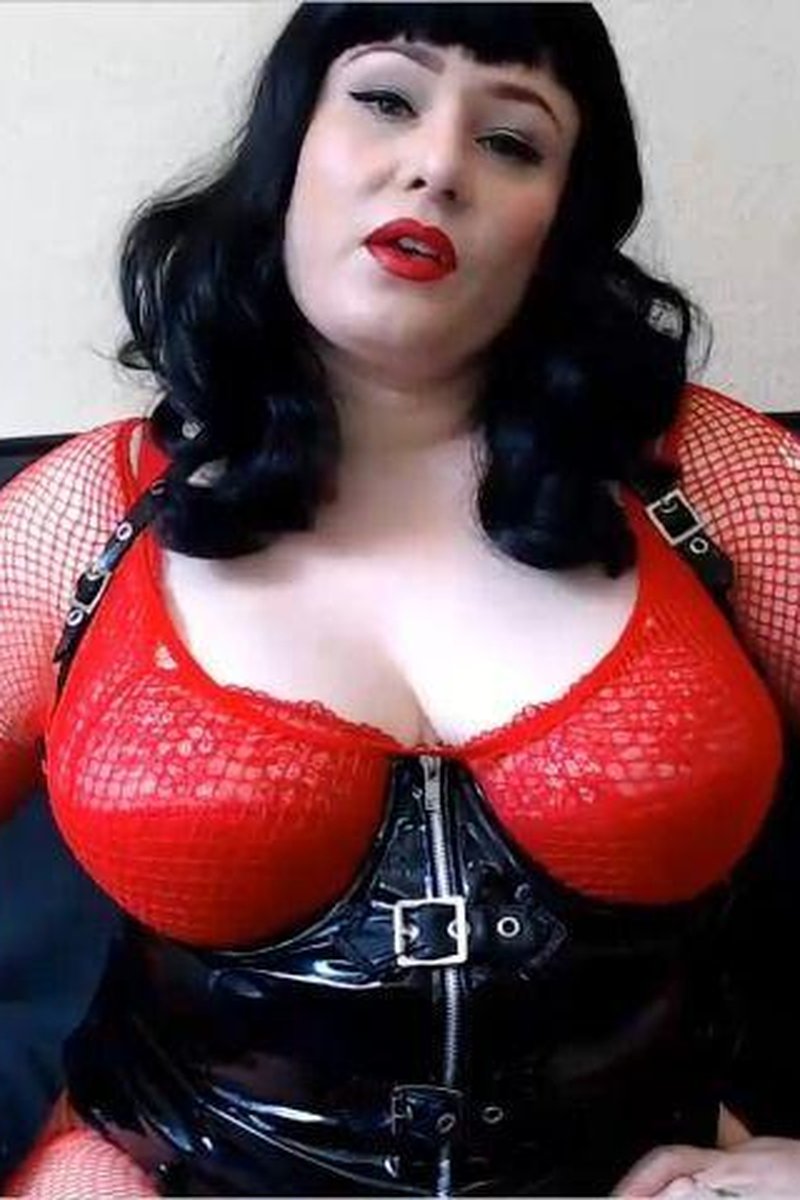 Beginner Sissy Task Two - Screenshot 1 of 4 - Cross Dressing