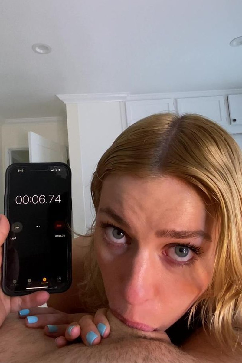 Deepthroating Record - Screenshot 1 of 4 - Halli