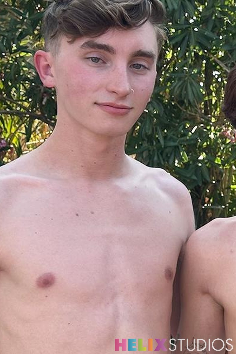 Three Twink Tango - Screenshot 1 of 4 - Cisco Silva