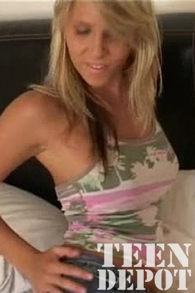 Denisa - Screenshot 1 of 4 - Teen (18-22)