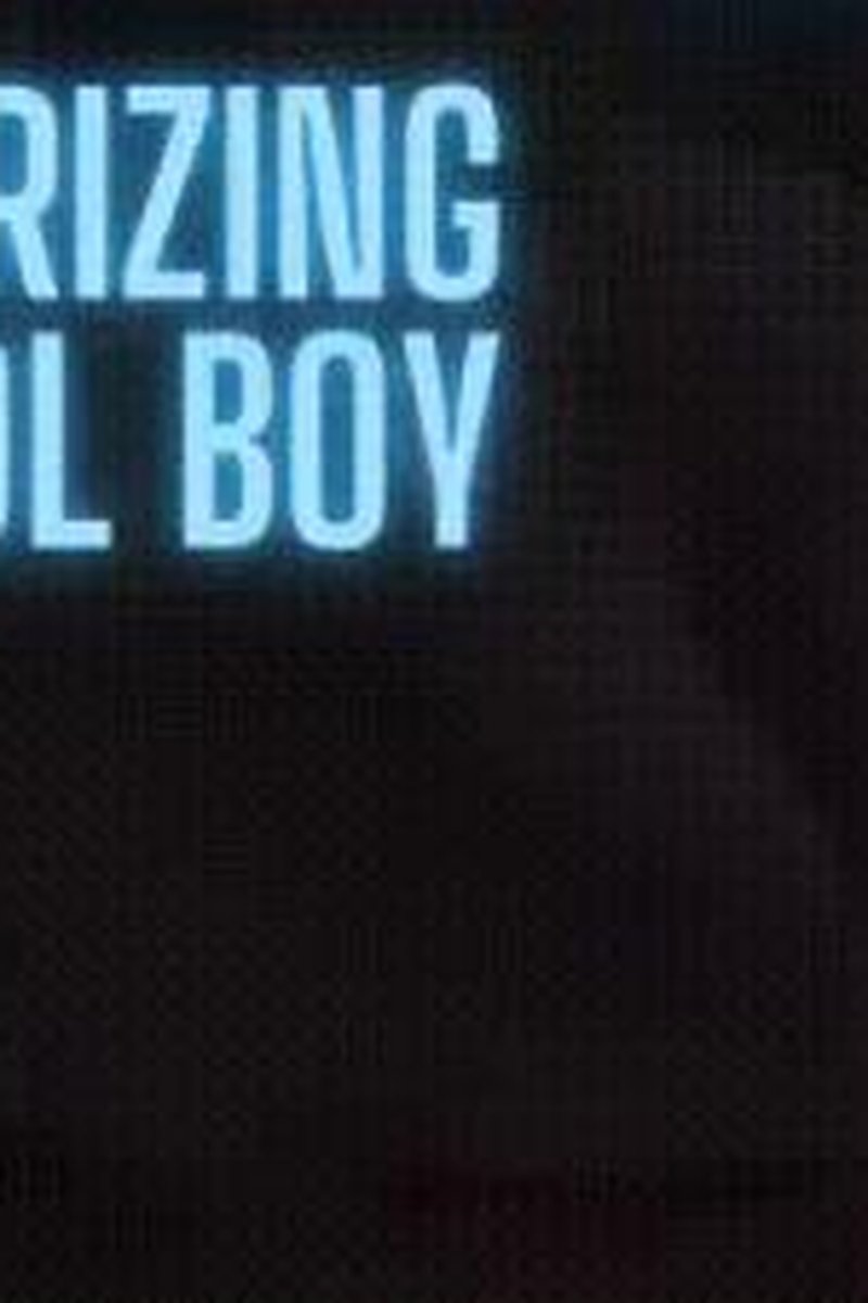 Mesmerizing The Pool Boy - Screenshot 1 of 4 - Addiction Fetish