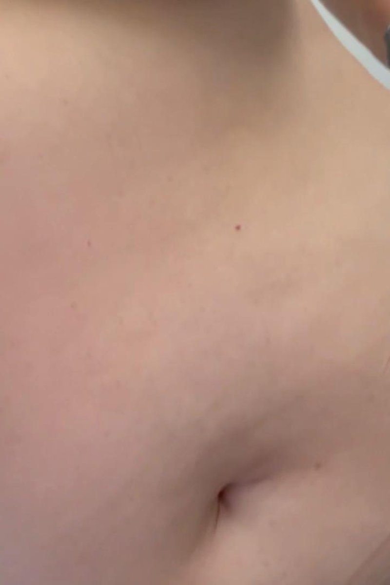 Bathroom - Screenshot 1 of 4 - Golden Shower