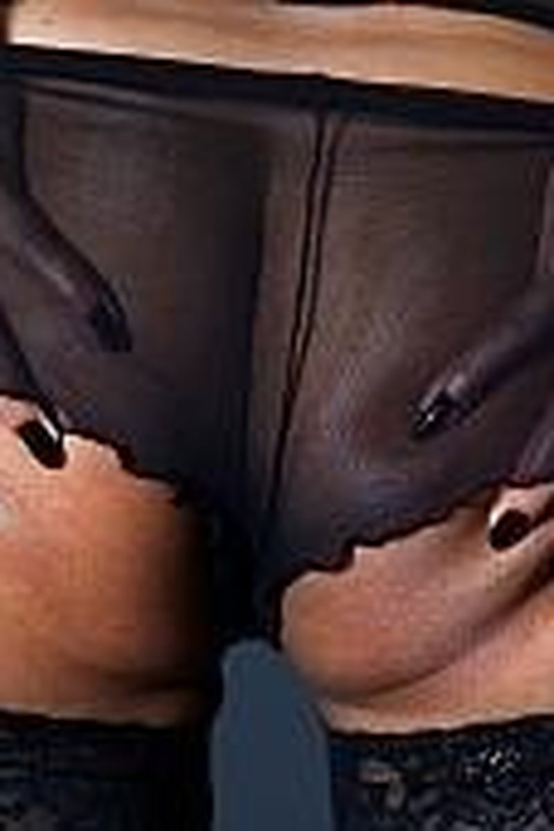 A Bottom Delight - Screenshot 1 of 4 - Medium Tits