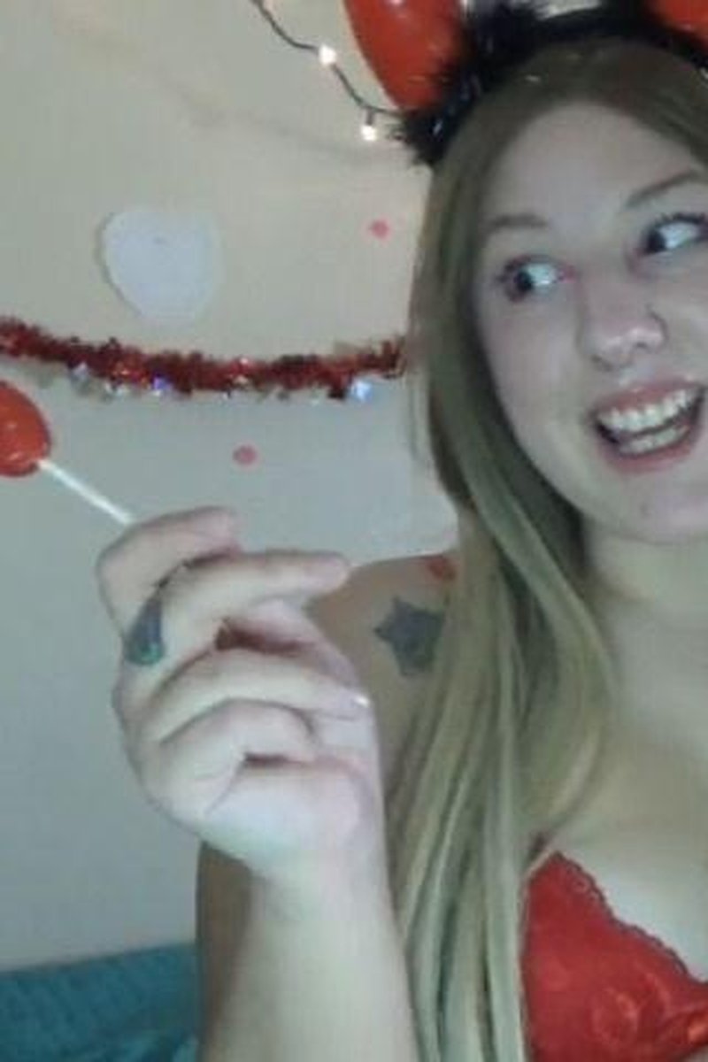 Single Loser - Screenshot 1 of 4 - Bitch