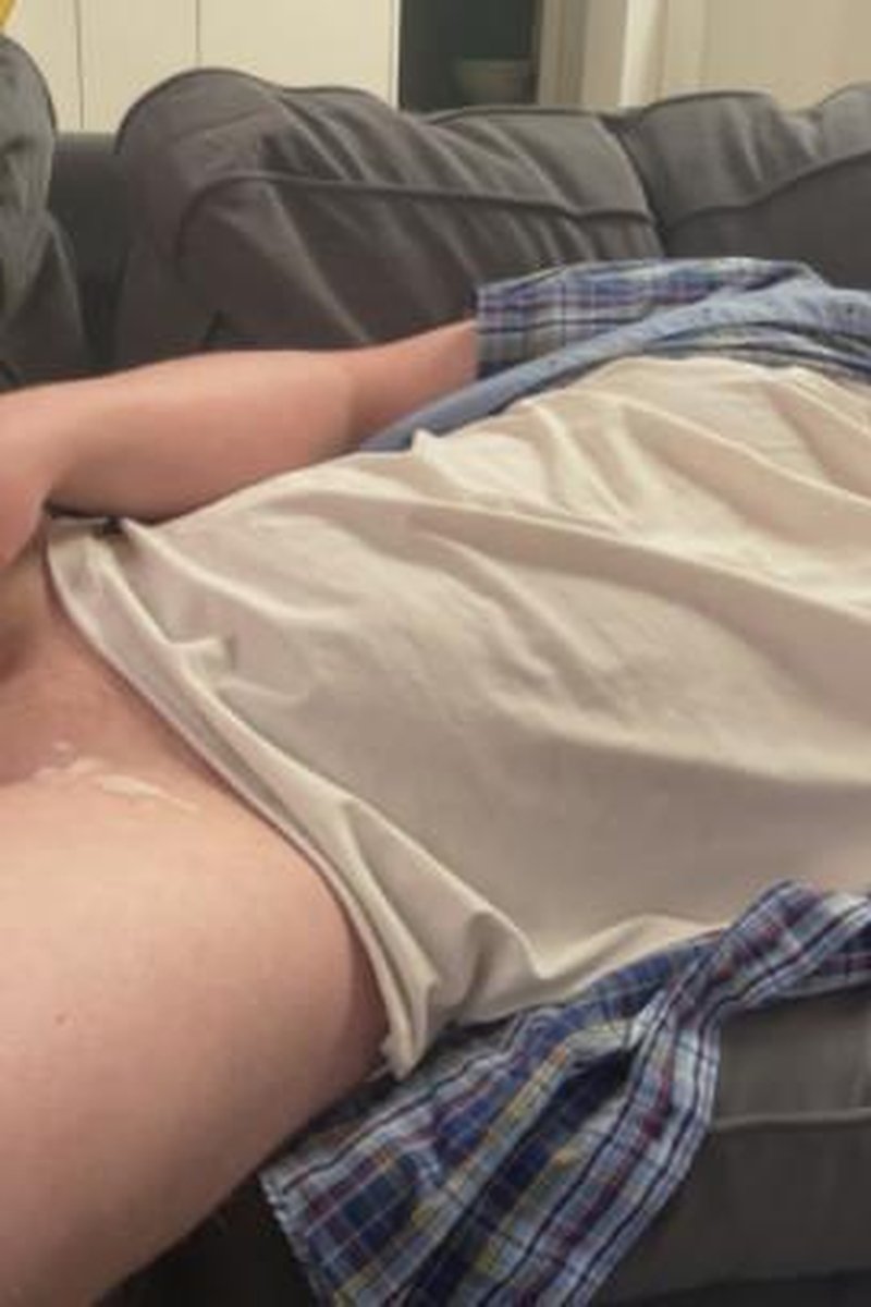 Quick Session Before Work - Screenshot 1 of 4 - Cock Play