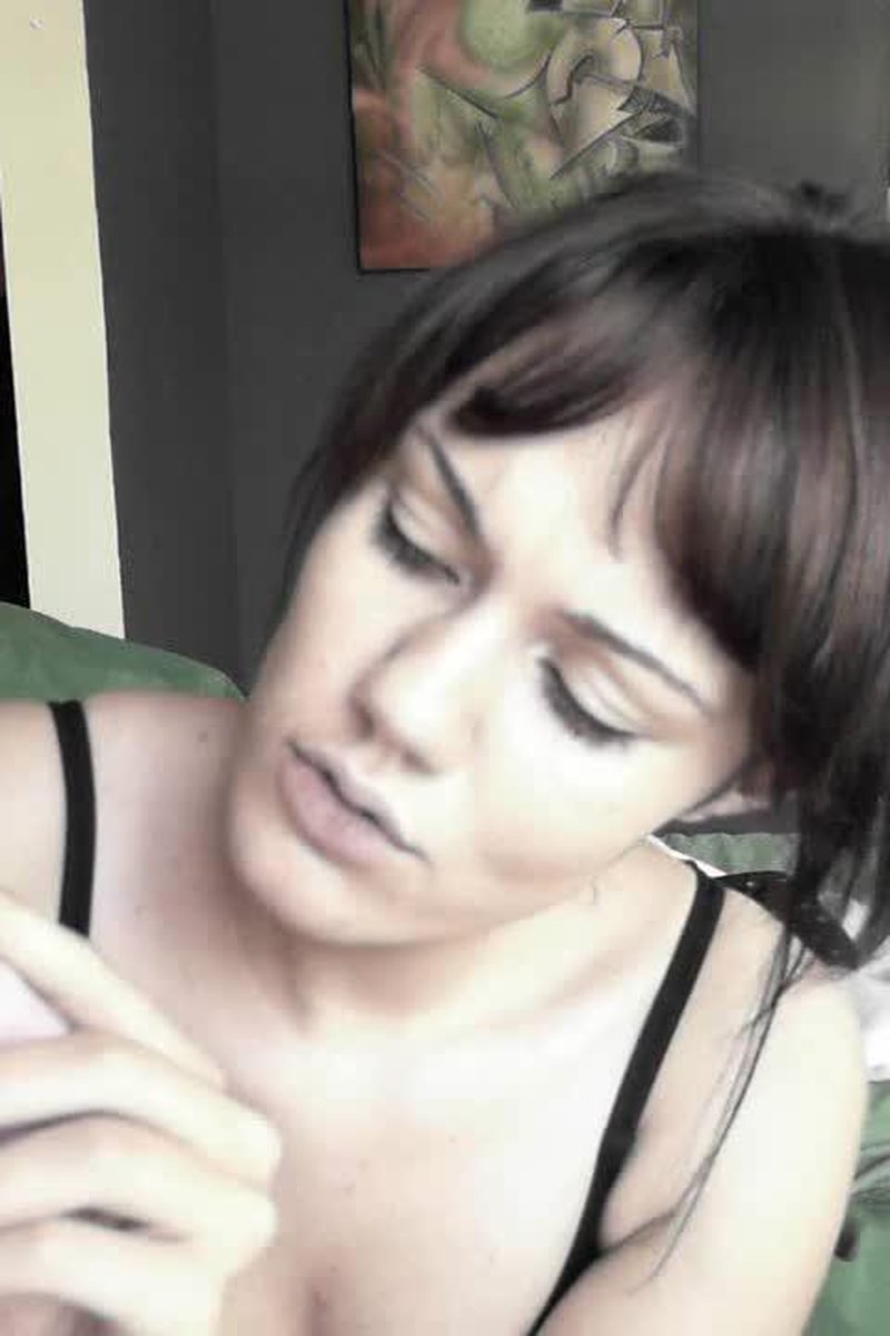 Mr. Limpy - Screenshot 1 of 4 - Femdom