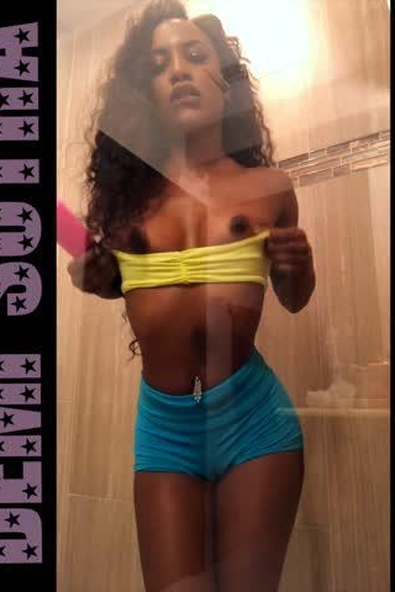 Squirting In The Shower - Screenshot 1 of 4 - Babes