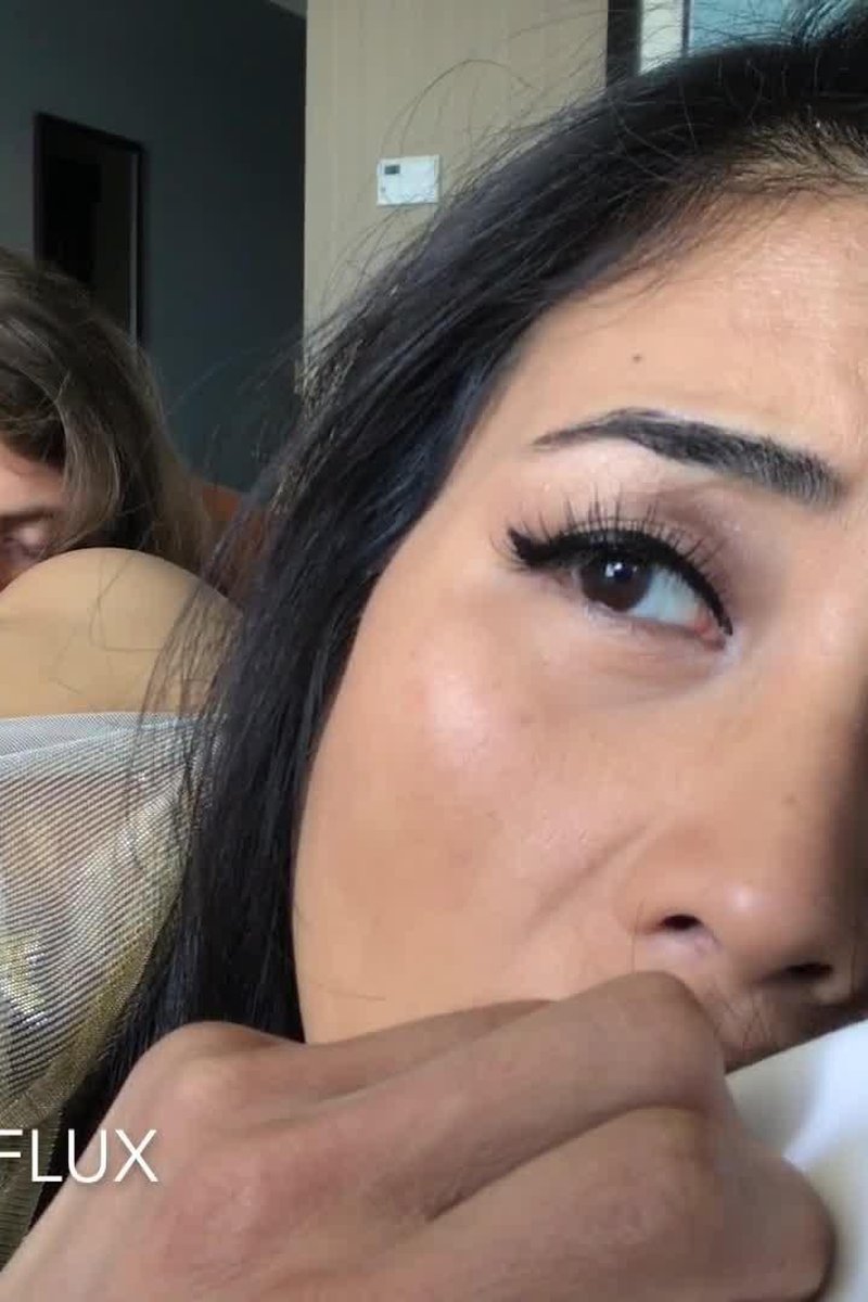 Going Down - Screenshot 1 of 4 - Asian