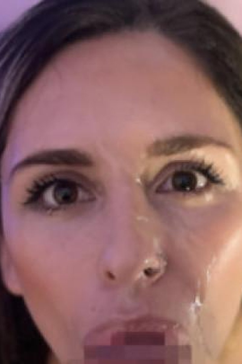 Gagging Blowjob + Facial B/G - Screenshot 1 of 4 - Blowjob