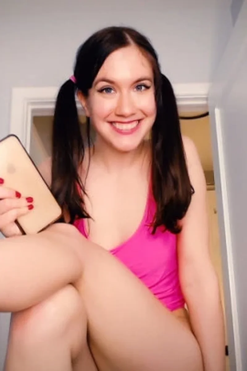 Sissy Test - Screenshot 1 of 4 - Cross Dressing