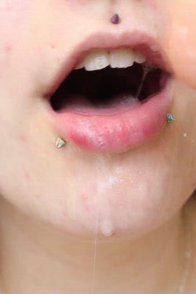 Deepthroat Training 1 - Screenshot 1 of 4 - Ava Luna